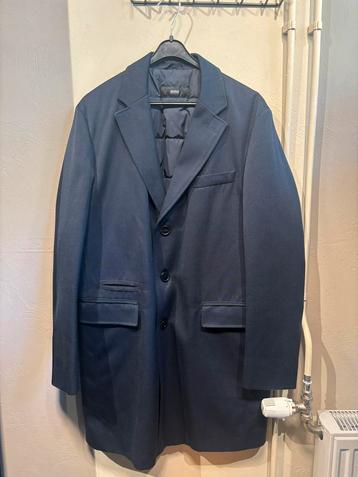 Boss mantel maat 52 beschikbaar voor biedingen