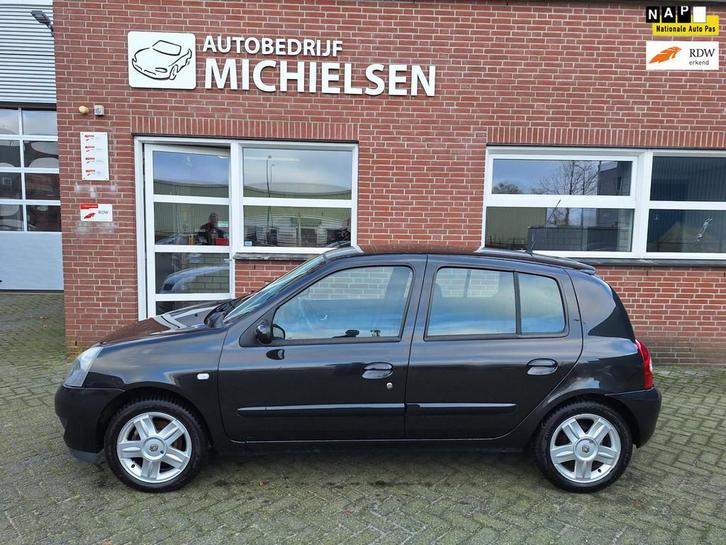 Renault Clio 1.2-16V Campus. Nieuwe koppeling, Auto's, Renault, Te koop, Clio, ABS, Airbags, Boordcomputer, Centrale vergrendeling