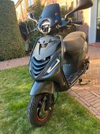 Piaggio zip iget euro 4, Ophalen, Zo goed als nieuw, Benzine, Zip