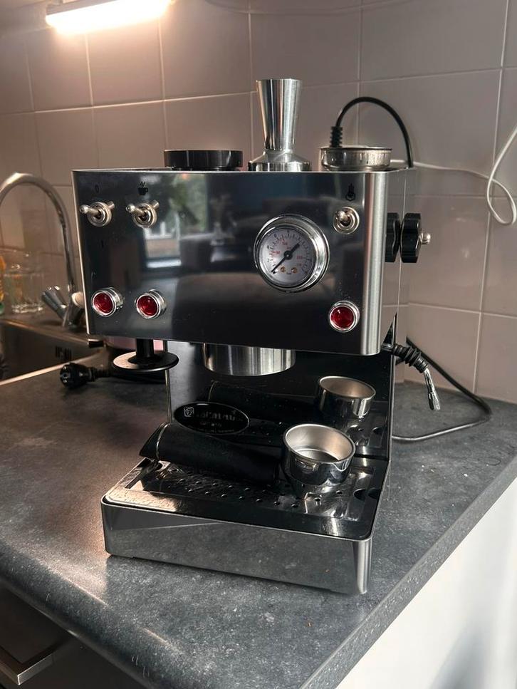 Isomac Giada (met OPV mod) + Accessoires, Witgoed en Apparatuur, Koffiezetapparaten, Zo goed als nieuw, Gemalen koffie, Espresso apparaat