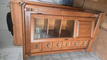 Antiek grenen meidenkast  beschikbaar voor biedingen