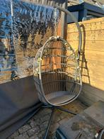 Hangstoel, Ophalen, Zo goed als nieuw, Rotan