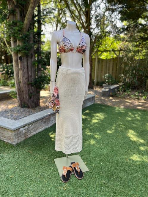 MASSIMO DUTTI  crochet rok ecru mt M €30- TIEN concepts, Kleding | Dames, Rokken, Zo goed als nieuw, Maat 38/40 (M), Beige, Onder de knie