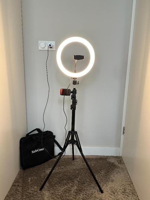 Safecourt Ringlamp met Verstelbaar Statief, Audio, Tv en Foto, Fotografie | Fotostudio en Toebehoren, Zo goed als nieuw, Lamp of Flitsset