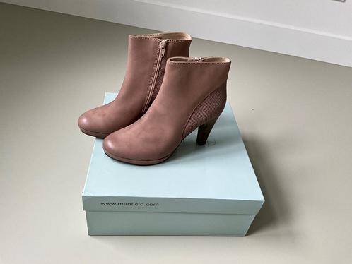 Laarsjes Manfield nieuw maat 38 taupe/oud roze, Kleding | Dames, Schoenen, Nieuw, Lage of Enkellaarzen, Overige kleuren, Ophalen