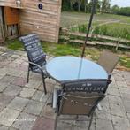 Mooie glazen tafel en 3 alu stoelen gratis!, Ophalen, Gebruikt