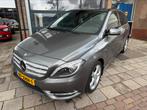 Mercedes-Benz B-Klasse 1.6 B180 2012 / Leder / Trekhaak / Ca, 1325 kg, 74 €/maand, Zwart, 4 cilinders