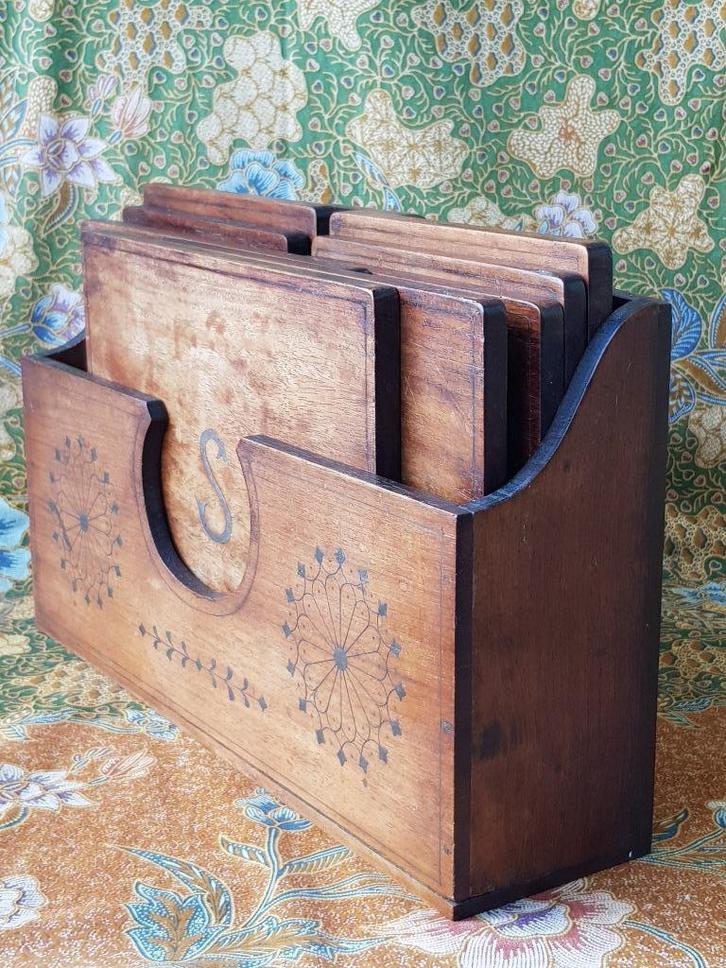 Antieke placemats uit Engeland van mahoniehout en zilver., Antiek en Kunst, Antiek | Woonaccessoires, Ophalen of Verzenden