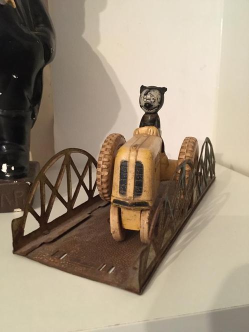 Oud loopbrug en Felix de kat/Mickey op wagentje., Antiek en Kunst, Antiek | Speelgoed, Ophalen of Verzenden
