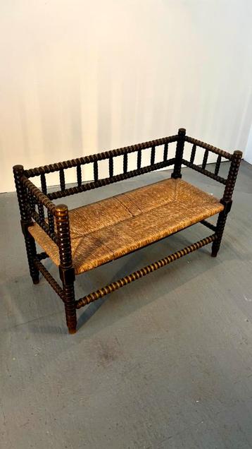 Houten rieten Bobbin Bankje knobbelbank beschikbaar voor biedingen
