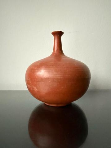 Japans vaas aardewerk beschikbaar voor biedingen