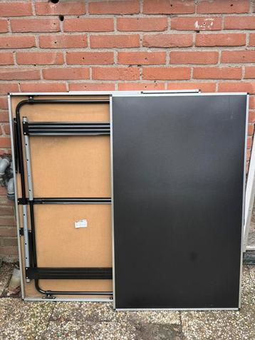 Set van 3 opklapbare en in hoogte verstelbare tafels 100x60 beschikbaar voor biedingen