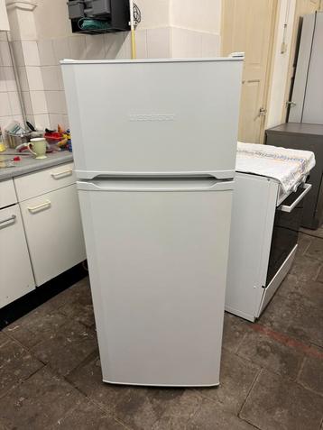 Liebherr Witte Koelkast - 140cm - Schoon - Werkt Super beschikbaar voor biedingen