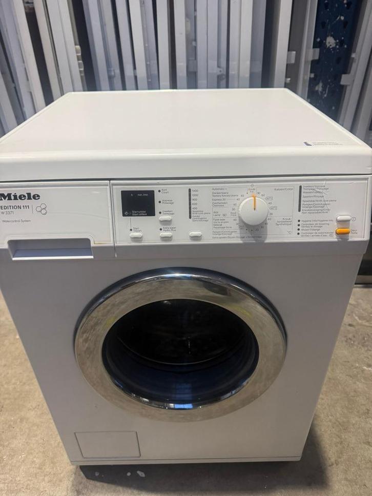 Miele Wasmachine 1400 toeren garantie bezorging, Witgoed en Apparatuur, Wasmachines, Zo goed als nieuw, Voorlader, 6 tot 8 kg