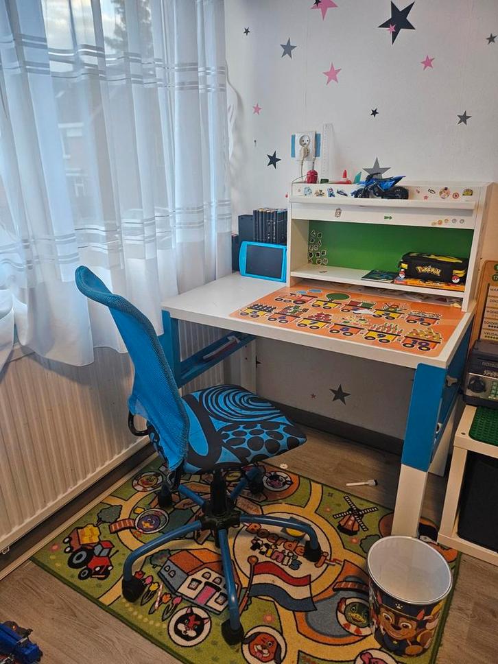 Bureau met Stoel - Kinderkamer, Huis en Inrichting, Bureaus, Gebruikt, In hoogte verstelbaar, Ophalen of Verzenden