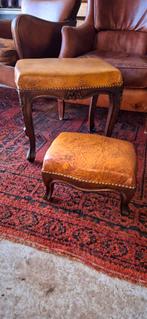 Antieke voetenbankje set, Ophalen