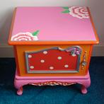 Vrolijk nachtkastje, Ophalen, Zo goed als nieuw, Kast
