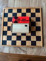 Dambord-schaskbord met kistje schaakstukken en damstenen, Een of twee spelers, Ophalen of Verzenden, Gebruikt