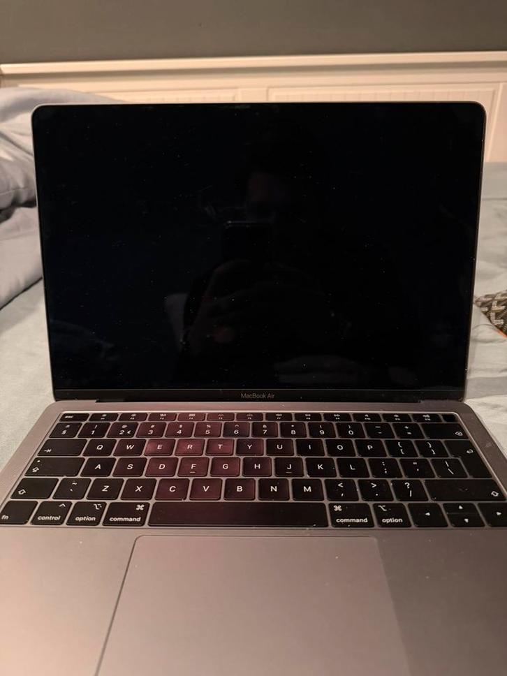 Apple Macbook 2019, Computers en Software, Apple Macbooks, Zo goed als nieuw, MacBook Air, 13 inch, Minder dan 2 Ghz, Ophalen of Verzenden