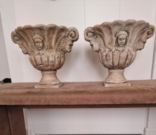 Aparte brocante vintage stenen betonlook bloempotten vazen, Tuin en Terras, Bloempotten, Zo goed als nieuw, Steen, Binnen, Balkon
