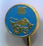 IMT tractor blauw op koper speldje ( E_150 ), Verzenden, Nieuw, Transport, Speldje of Pin