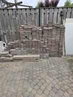 GRATIS Cobblestones 24 vierkante meter, Tuin en Terras, Tegels en Klinkers, Ophalen, Gebruikt, Klinkers, 10 m² of meer