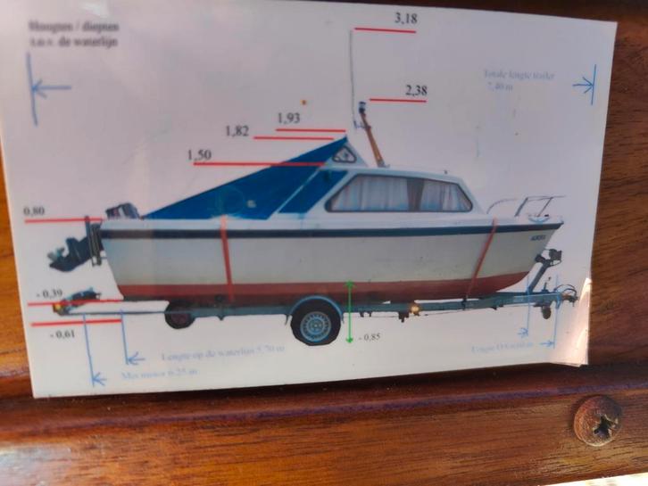 Motorboot met 50pk 4-takt bb motor op benzine. Koelkast, Watersport en Boten, Motorboten en Motorjachten, Zo goed als nieuw, Polyester