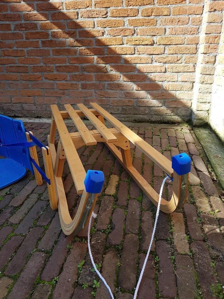 Houten slee + zitje, zgan, Kinderen en Baby's, Speelgoed | Buiten | Sleeën, Zo goed als nieuw, Hout, Rugleuning, Ophalen