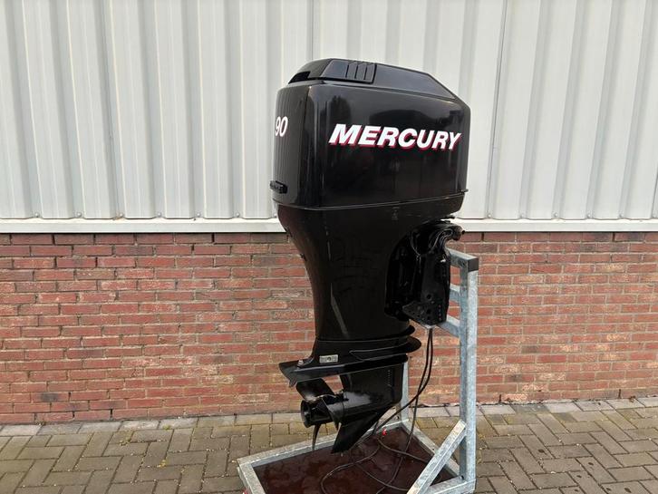 Mercury 90 pk 4 takt , Powertrim, vaarklaar , nette staat, Watersport en Boten, Buiten- en Binnenboordmotoren, Gebruikt, Benzine