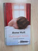 VERBORGEN FEITEN door Anne Holt, Boeken, Gelezen, Ophalen of Verzenden, Nederland