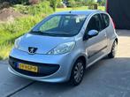 Peugeot 107 1.0 12V 3DR 2006 Grijs, Voorwielaandrijving, 765 kg, 4 stoelen, 68 pk