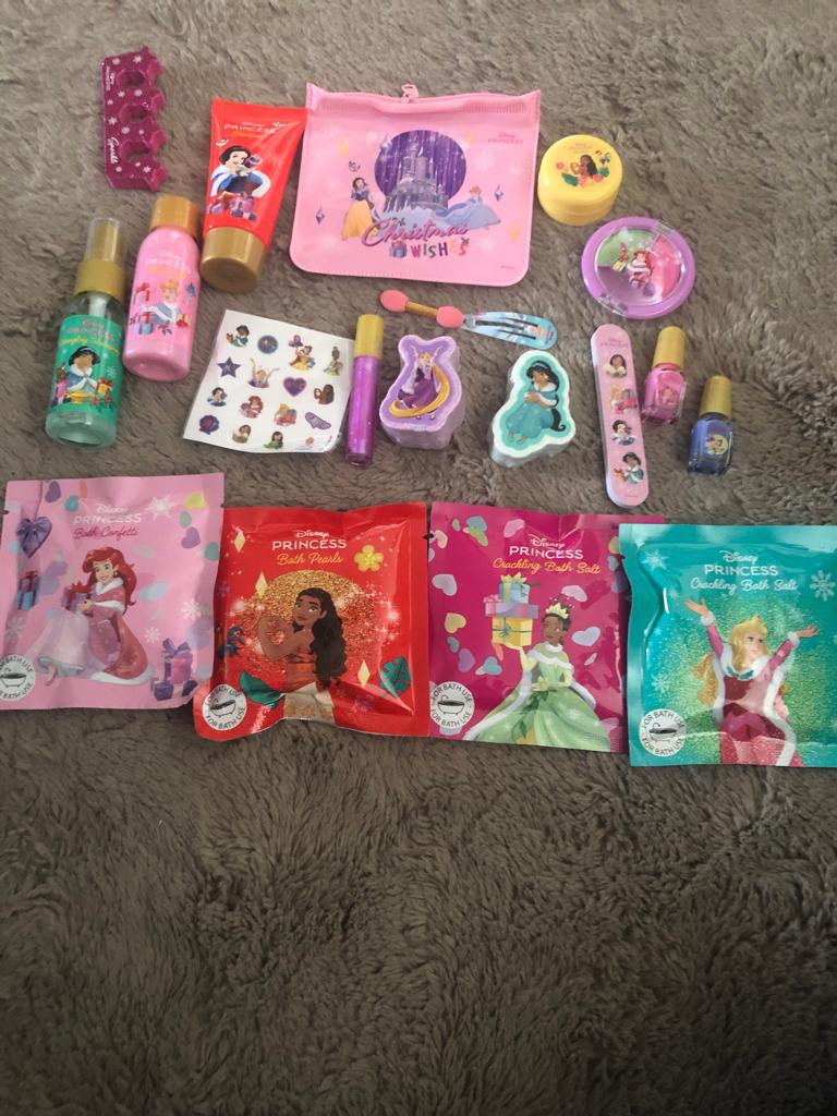 Disney princes beauty set Nieuw, Verzamelen, Disney, Ophalen of Verzenden, Assepoester of Belle, Nieuw