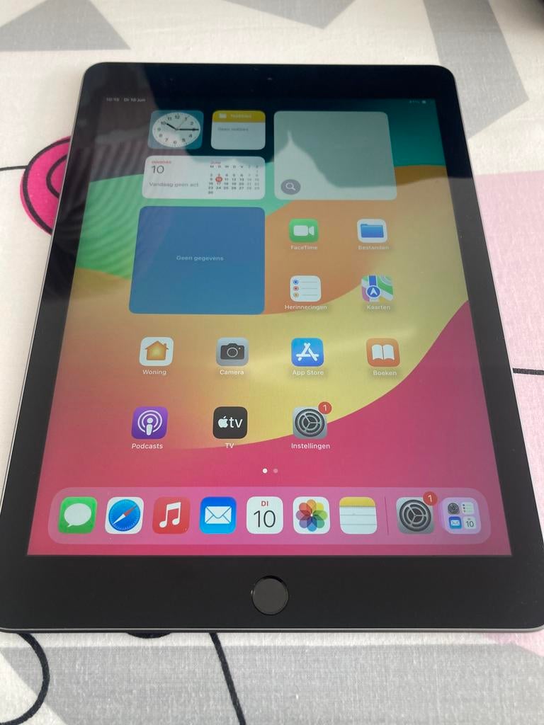 iPad 6e gen. Batt. 100% (32GB) WiFi + Simkaart, 32 GB, Apple iPad, Zwart, Zo goed als nieuw