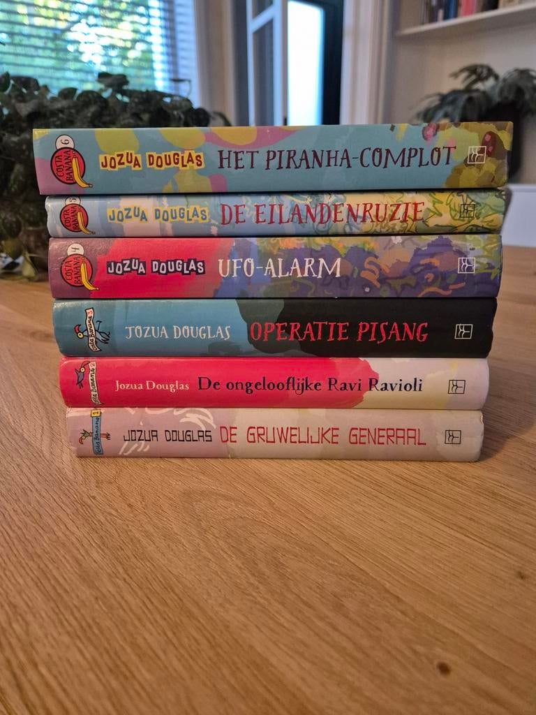 Jozua Douglas Costa Banana deel 1 t/m 6, Boeken, Ophalen of Verzenden, Gelezen, Jozua Douglas, Fictie algemeen