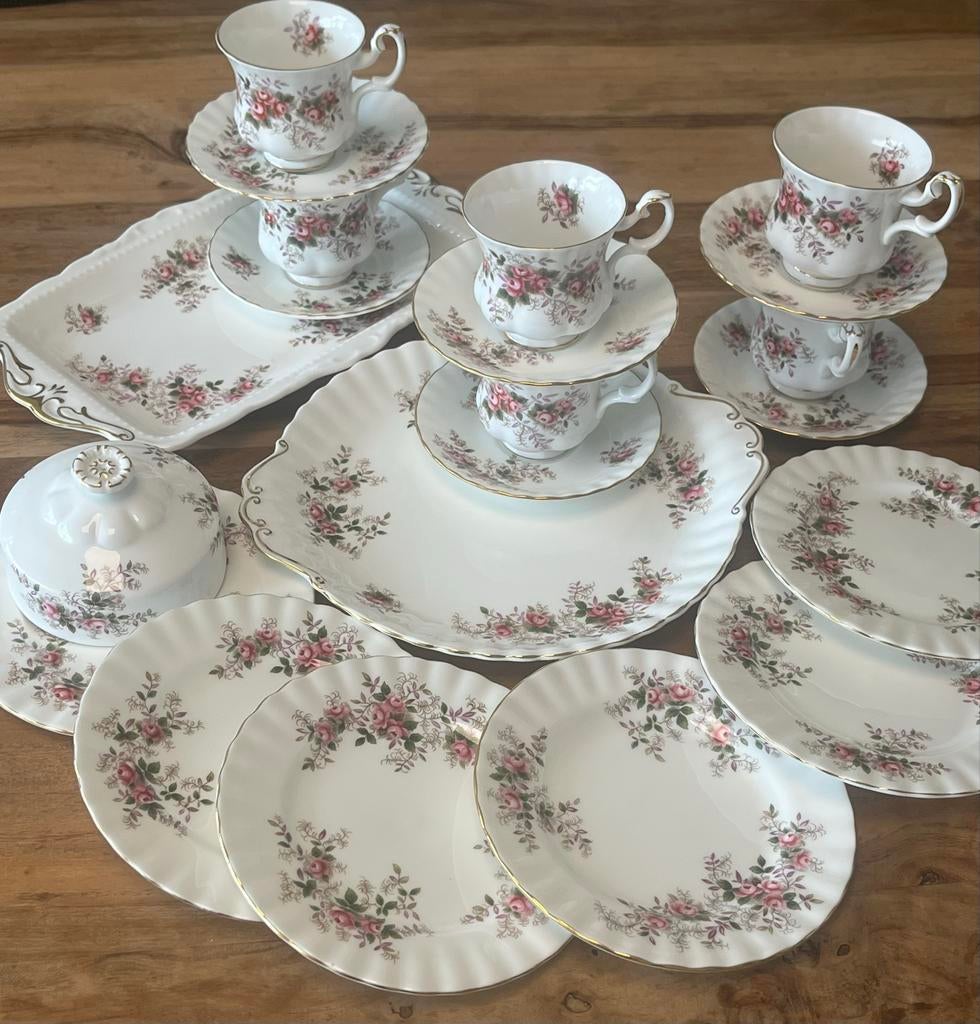Royal Albert Lavender Rose Koffie / Thee Servies 21 - delig, Ophalen of Verzenden