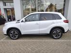 Suzuki Vitara 1.4 BOOSTERJET STYLE SMART HYBRID AUT. Alcanta, 12 maanden, Gebruikt, 4 cilinders, Wit