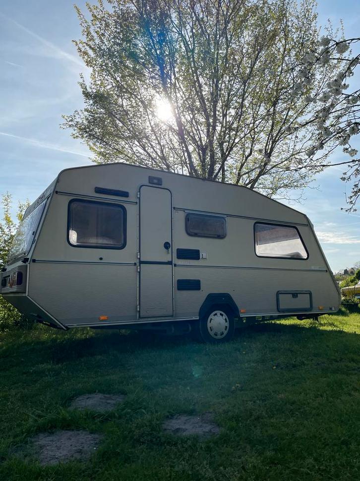 Kip Grey-Line retro caravan, Caravans en Kamperen, Caravans, Particulier, tot en met 4, Rondzit, Kip, Koelkast, Ophalen