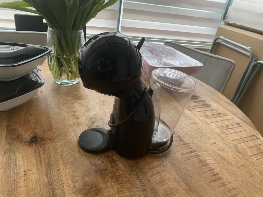 Dolce Gusto, Witgoed en Apparatuur, Koffiezetapparaten, Ophalen of Verzenden, Zo goed als nieuw, Koffiemachine