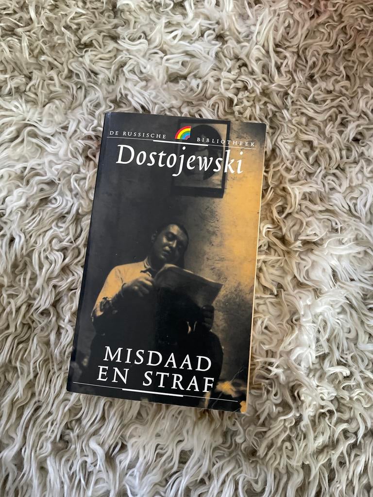 Misdaad en Straf - Dostojevski, Boeken, Ophalen of Verzenden, Gelezen, Nederland