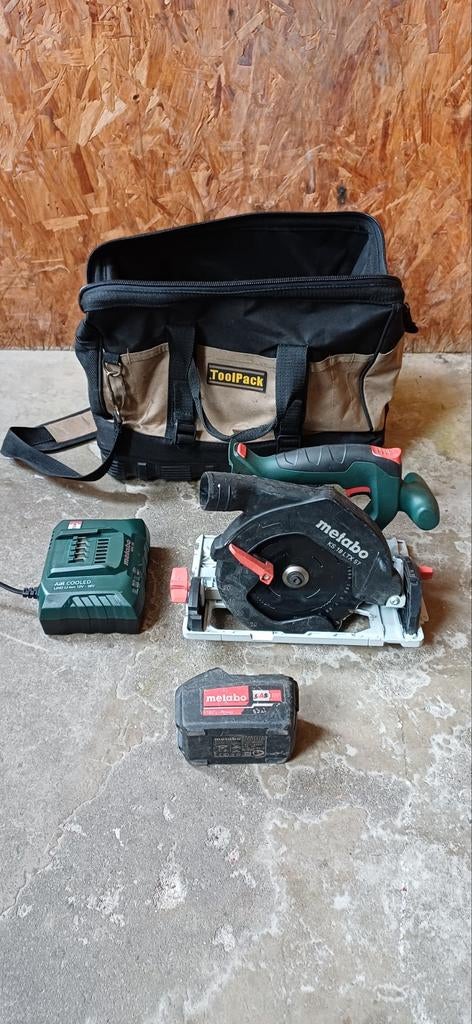 Metabo KS 18 LTX 57 Accu Cirkelzaag met Accu en Lader, Doe-het-zelf en Verbouw, Gereedschap | Zaagmachines, Gebruikt, Cirkelzaag