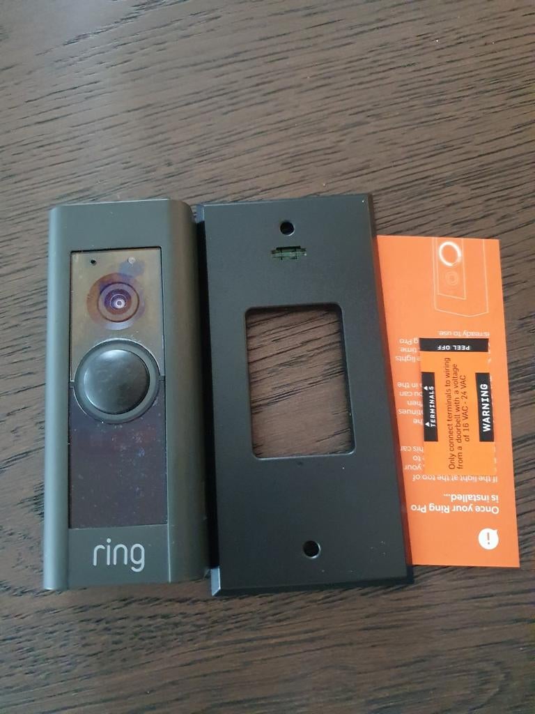 Ring Video Deurbel met Camera en Bewegingssensor, Ophalen of Verzenden, Bewegingsdetectiesensor, Zo goed als nieuw, Bedraad