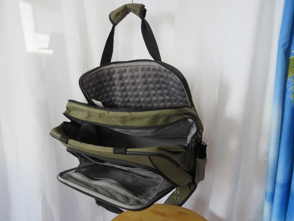 Groene samsonite tas laptopvak met bobbelstjesschuim+flesvak, 40 tot 60 cm, Gebruikt, 20 tot 30 cm, Minder dan 35 cm