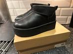 UGG ultra mini platform maat 39, Ophalen of Verzenden, Zo goed als nieuw, Zwart