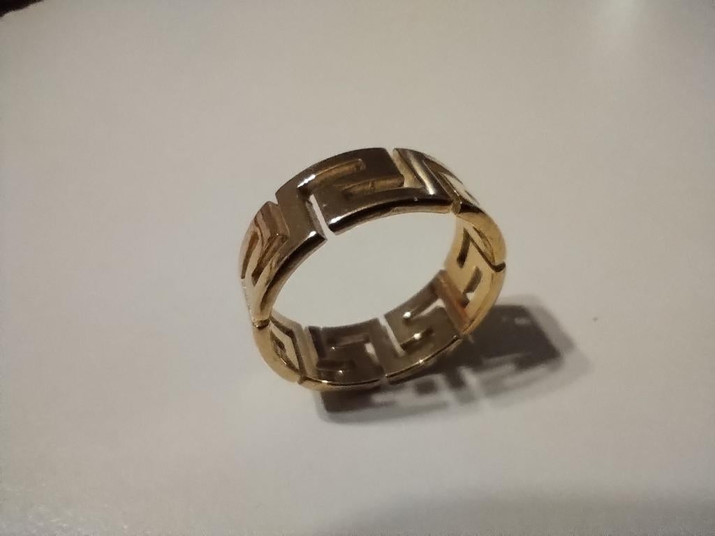 Ring Versace, 20 of groter, Nieuw, Ophalen of Verzenden, Dame of Heer