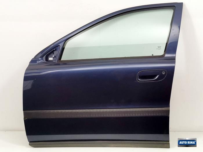 Portier 4Deurs links-voor van een Volvo V70 (450), Auto-onderdelen, Gebruikt, -, Deur, -