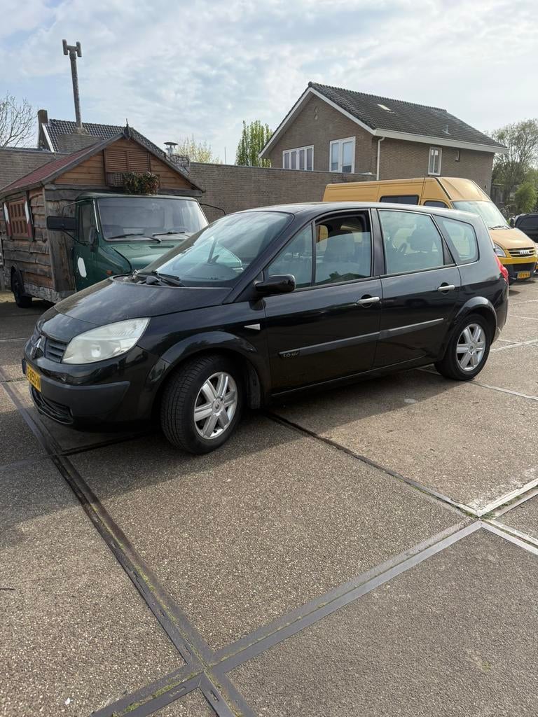 Renault Grand Scenic 1.6 16V 82KW  7 persoons. Panoramadak, Auto's, Voorwielaandrijving, Stof, Beige, 4 cilinders