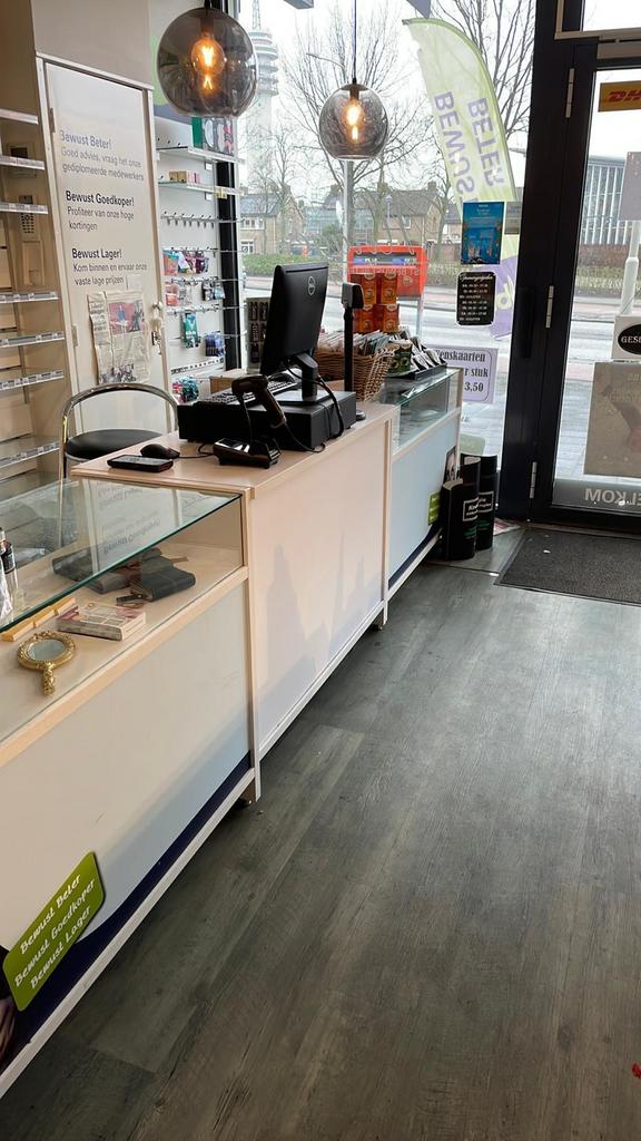 Winkelinrichting ter overname, Aankleding binnen, Ophalen, Gebruikt, Inrichting