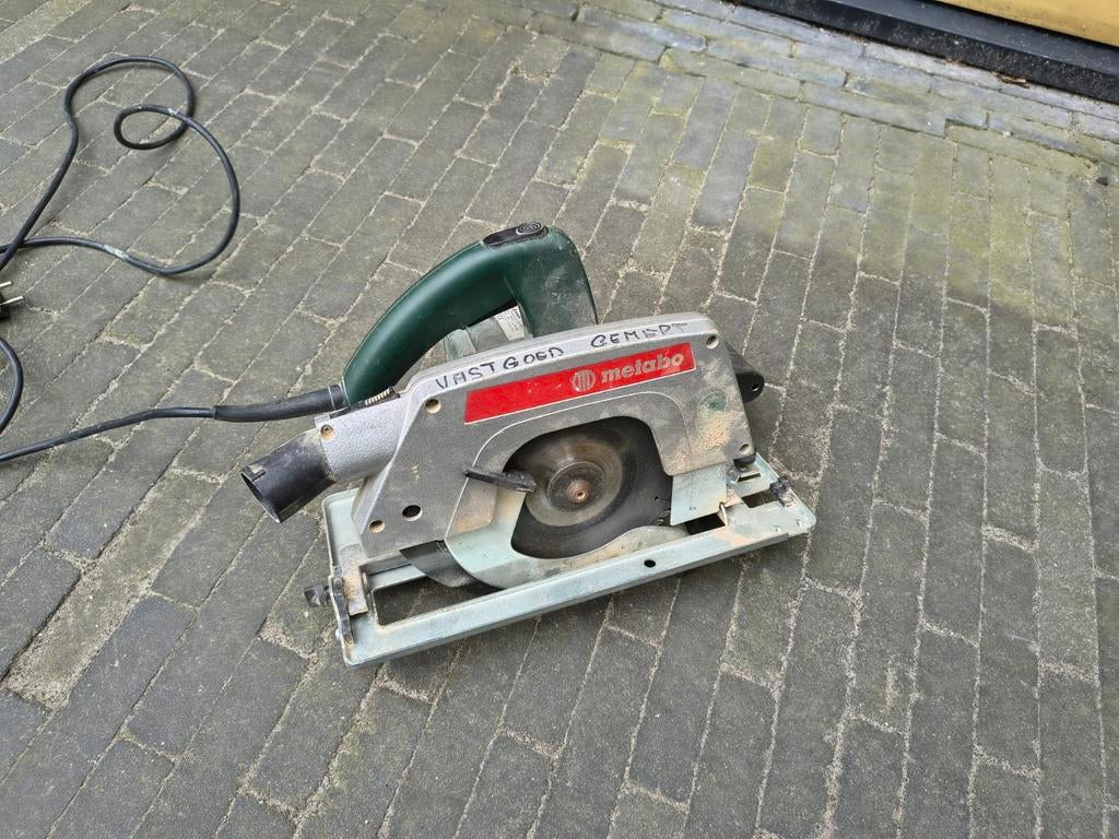 Metabo handcirkelzaag KS 1468 S, Doe-het-zelf en Verbouw, Gereedschap | Zaagmachines, Ophalen, Gebruikt, Cirkelzaag, 70 mm of meer