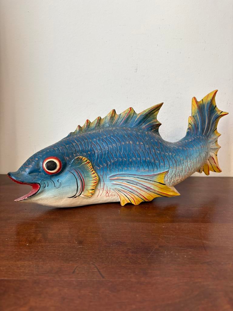 Beeld hout vis Bali, Antiek en Kunst, Houtsnijwerk, Ophalen of Verzenden, Handgemaakt, Zeeleven