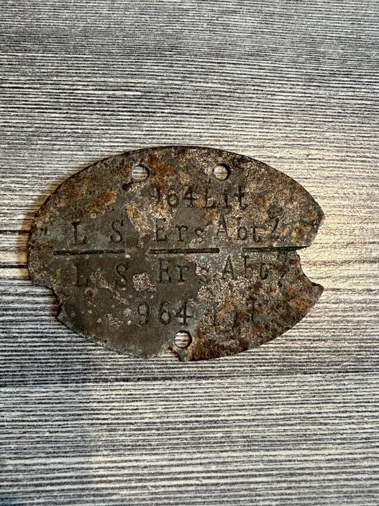 Duitse Erkennungsmarke Landesschutz reserve abteilung 2 WW2, Ophalen of Verzenden, Landmacht, Duitsland, Hulzen of Bodemvondsten